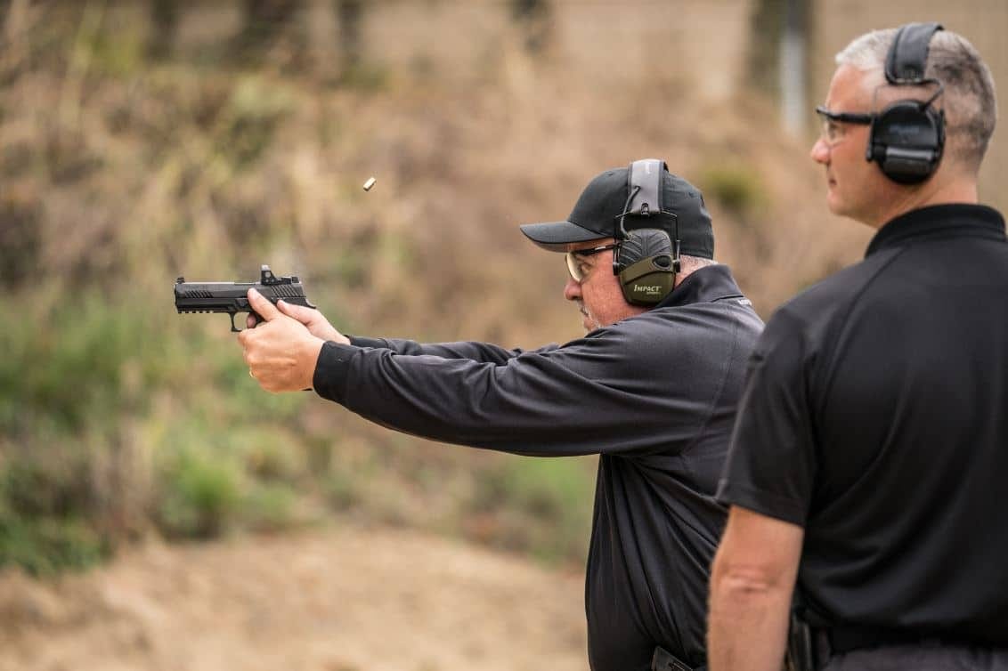 sig sauer shooting academy