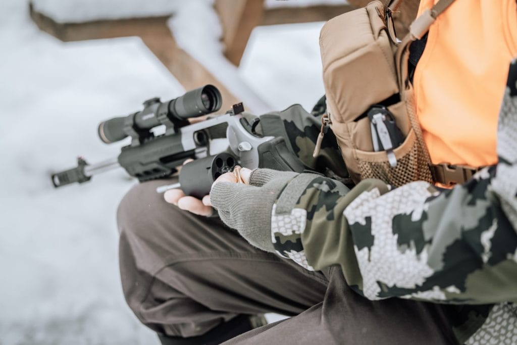 reloading a large bore handgun