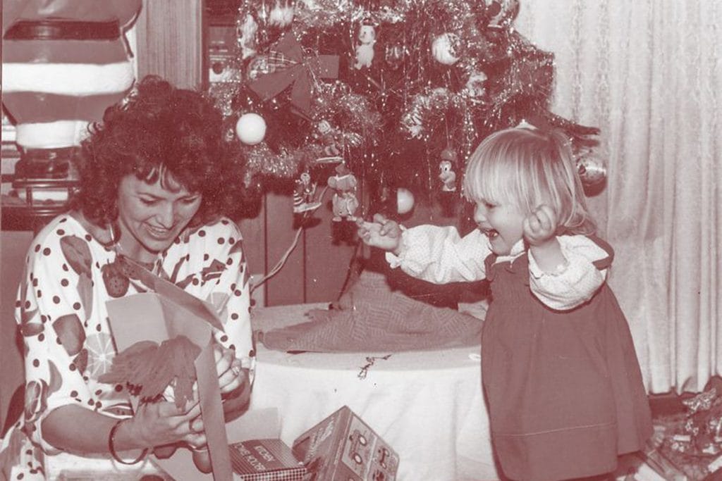 miranda lambert as a child on christmas morning