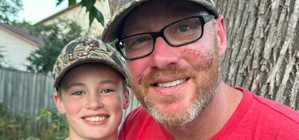 Boy Saves Father from Bear Attack 